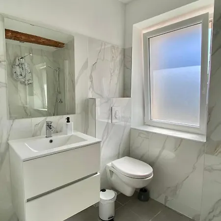 T3 Chic Quartier Du Cap Brun 아파트